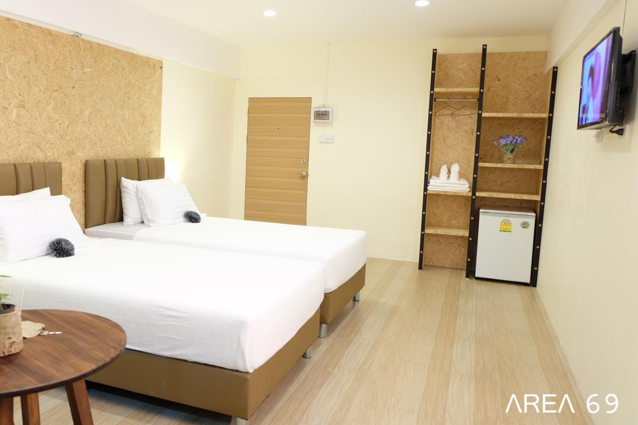 Area 69 Aparthotel Bangkok Exterior photo